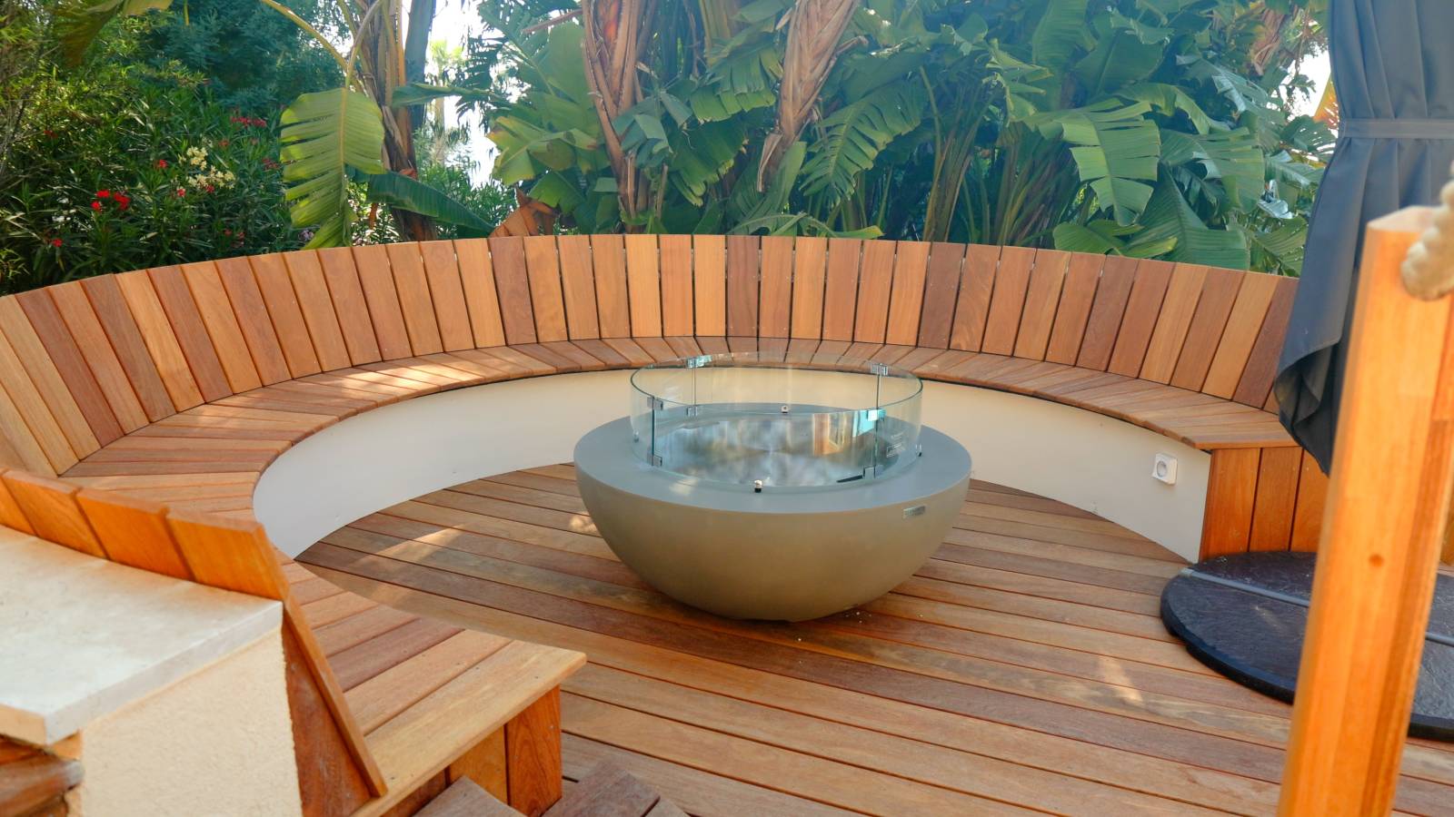 Bekowood Mandelieu espace détente bois exotique