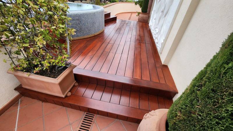 Rénovation d'une terrasse bois exotique à Monaco